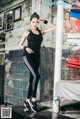 Beautiful Yoon Ae Ji poses glamor in gym fashion photos (56 photos) P13 No.f5ecfb