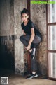 Beautiful Yoon Ae Ji poses glamor in gym fashion photos (56 photos) P47 No.df4675